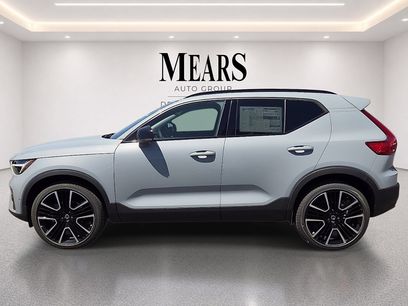 New 2026 Volvo XC40 B5 Ultra w/ Protection Package Premier