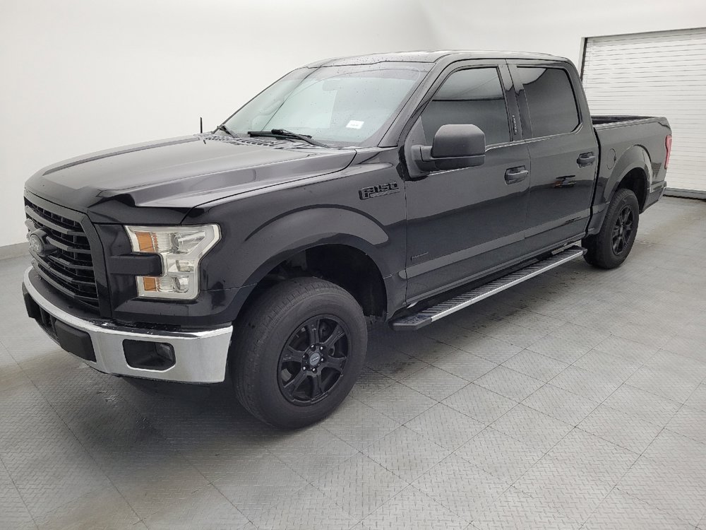 Used 2016 Ford F150 XLT w/ Trailer Tow Package RWD image 2