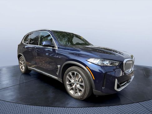 Used 2026 BMW X5 xDrive40i w/ Climate Comfort Package AWD/4WD image 1