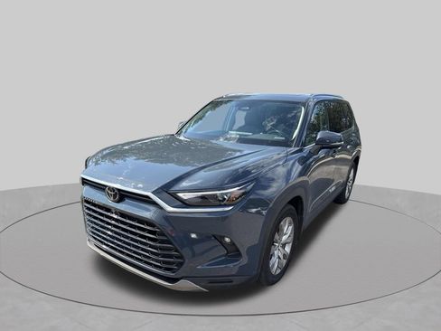Used 2026 Toyota Grand Highlander FWD image 10