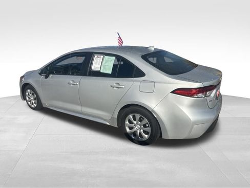 Used 2024 Toyota Corolla LE image 13