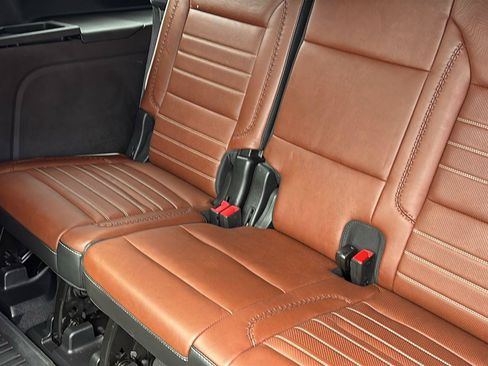 Certified 2023 GMC Yukon XL Denali Ultimate w/ LPO, Floor Liner Package AWD/4WD image 20
