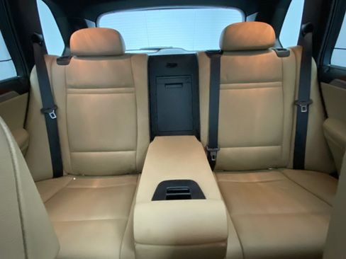 Used 2011 BMW X5 M AWD/4WD image 43