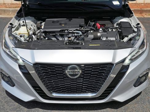 Used 2019 Nissan Altima 2.5 SV FWD image 7