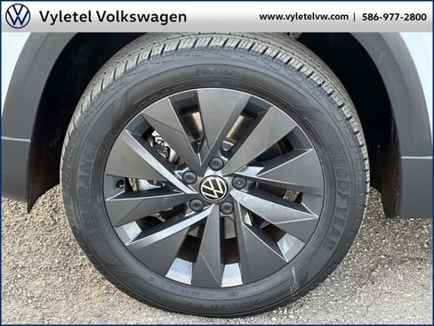 Certified 2022 Volkswagen Taos S w/ IQ Drive S Package image 7