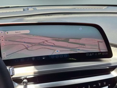New 2026 Cadillac Lyriq Luxury AWD/4WD image 17