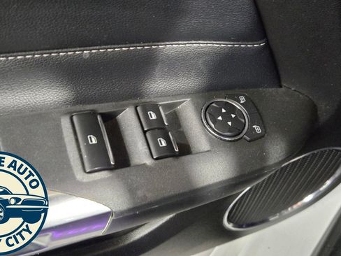 Used 2022 Ford Mustang Premium image 21