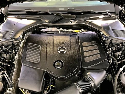 Certified 2025 Mercedes-Benz C 300 4MATIC Sedan image 30