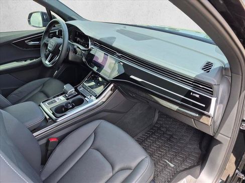 Used 2025 Audi Q7 3.0T Premium Plus AWD/4WD image 20