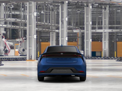 New 2026 Toyota Prius LE FWD image 8