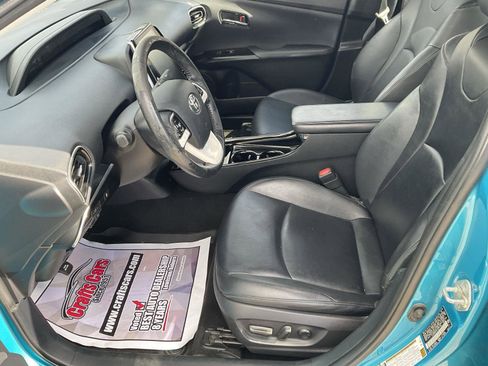 Used 2018 Toyota Prius Prime Premium image 10