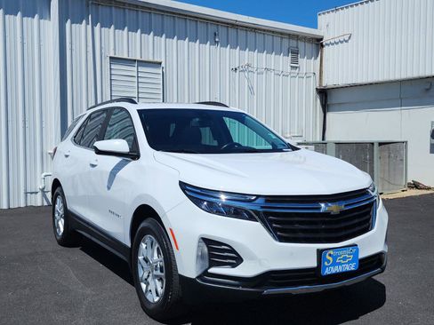 Used 2022 Chevrolet Equinox LT AWD/4WD image 7