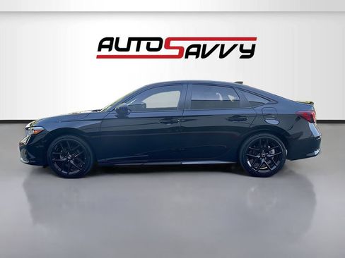 Used 2025 Honda Civic Sport image 4