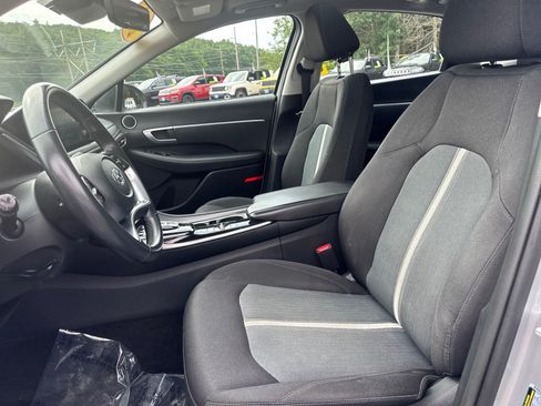 Used 2021 Hyundai Sonata SEL w/ Convenience Package FWD image 9