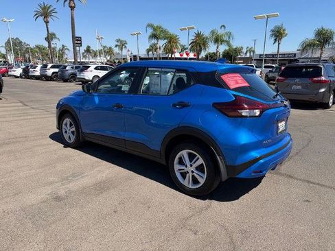 Certified 2025 Nissan Kicks Play S FWD image 4