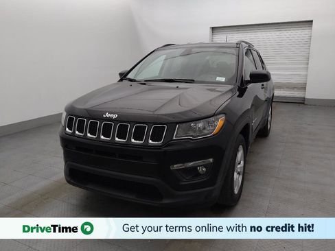 Used 2019 Jeep Compass Latitude w/ Popular Equipment Group FWD image 1