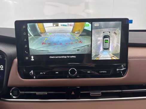 New 2025 Mitsubishi Outlander SEL image 23