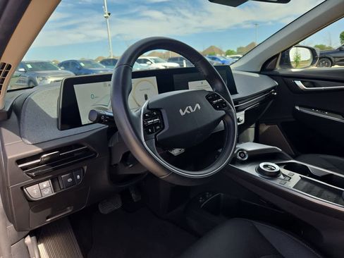 Certified 2023 Kia EV6 Wind RWD image 2