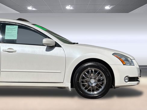 Used 2004 Nissan Maxima 3.5 SL w/ Driver Preferred Pkg FWD image 31