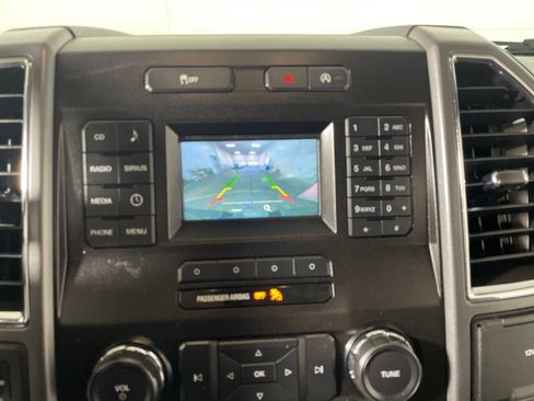 Used 2016 Ford F150 XLT w/ Equipment Group 301A Mid AWD/4WD image 17
