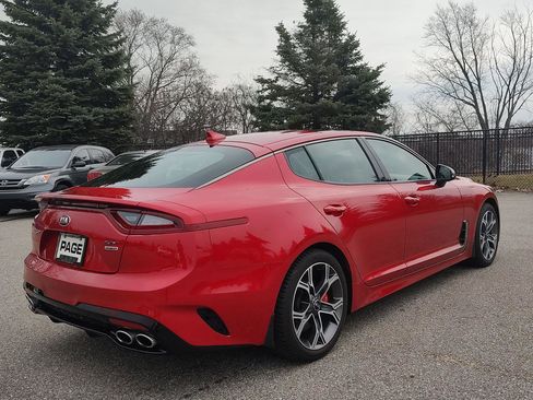 Used 2018 Kia Stinger GT2 image 30