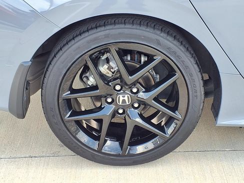 Used 2025 Honda Civic Sport image 24