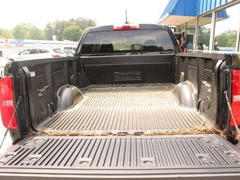 Used 2022 Chevrolet Colorado LT w/ Fleet Safety Package RWD image 14