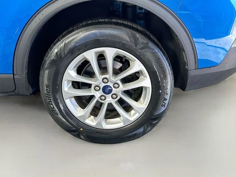 Used 2020 Ford Escape SE image 29