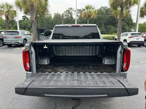 Used 2023 GMC Sierra 1500 SLT w/ SLT Convenience Package AWD/4WD image 33