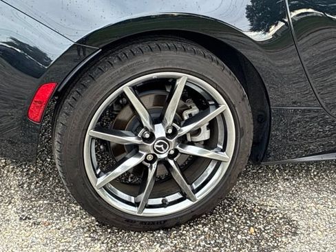Used 2021 MAZDA MX-5 Miata RF Grand Touring RWD image 15
