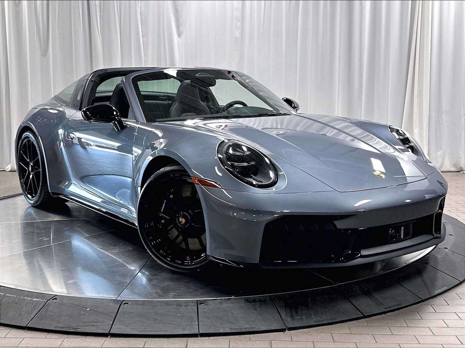 Used 2026 Porsche 911 Targa 4 GTS AWD/4WD image 11