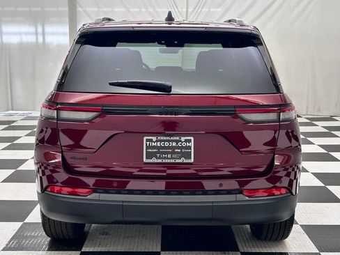 New 2026 Jeep Grand Cherokee Limited w/ Limited Altitude Package AWD/4WD image 6