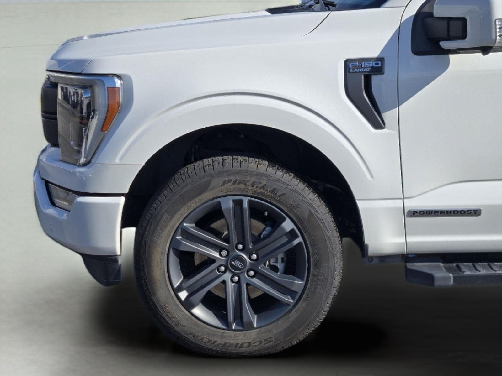 Used 2023 Ford F150 Lariat w/ Equipment Group 502A High AWD/4WD image 9