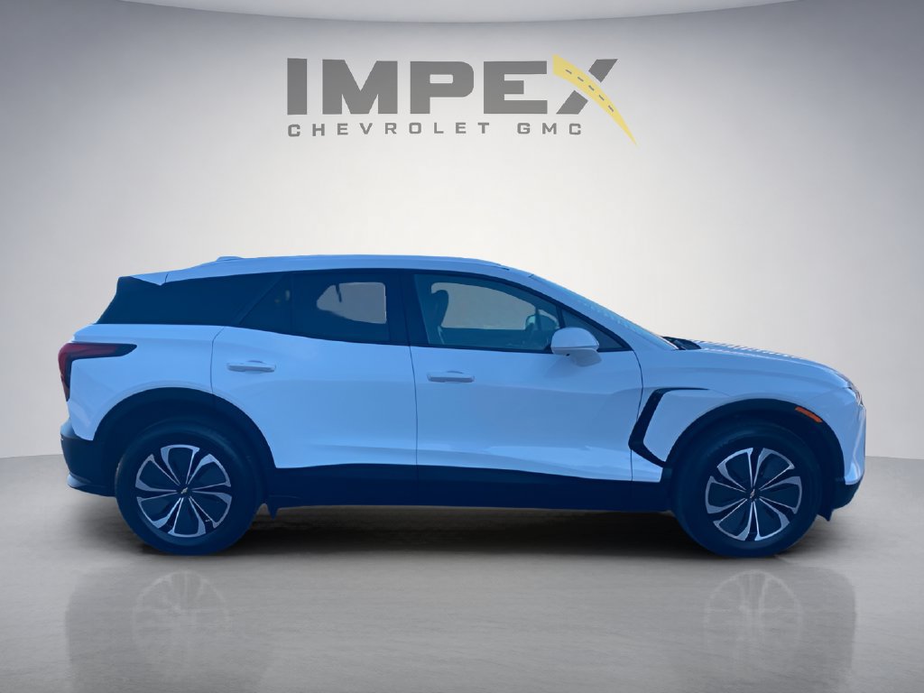 Used 2024 Chevrolet Blazer EV LT AWD/4WD image 6