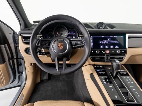 New 2026 Porsche Macan S image 17