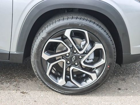 New 2026 Chevrolet Trax RS image 9