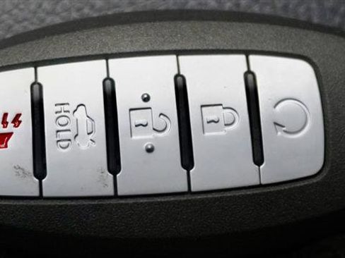 Used 2017 Nissan Maxima 3.5 SL FWD image 24