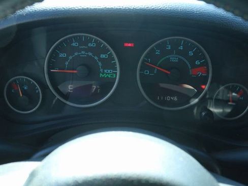 Used 2012 Jeep Wrangler Unlimited Rubicon image 24