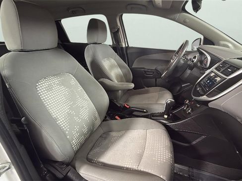 Used 2019 Chevrolet Sonic LT image 29