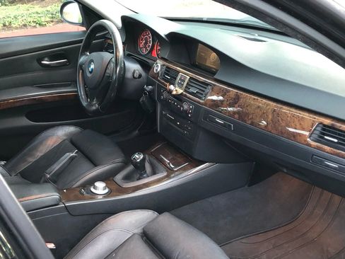 Used 2006 BMW 330i Sedan RWD image 17