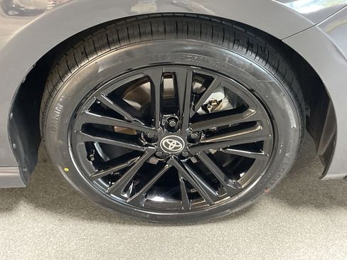 Certified 2025 Toyota Camry SE FWD image 13