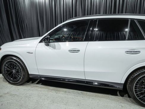 New 2026 Mercedes-Benz GLC 63 AMG S image 5