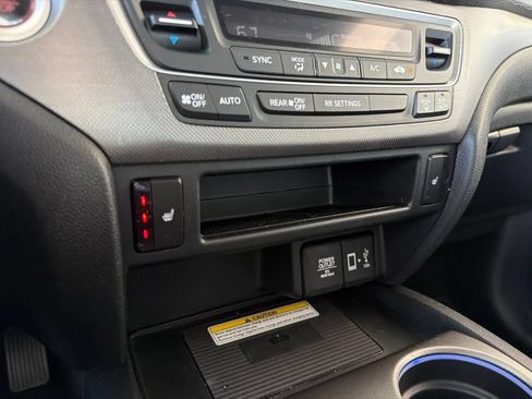 Used 2023 Honda Ridgeline RTL-E image 34