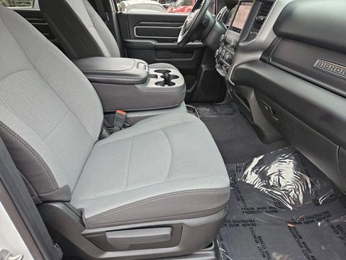 Used 2024 RAM 2500 Big Horn w/ Bed Utility Group image 25