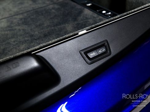 Certified 2024 Rolls-Royce Cullinan Black Badge w/ Dark Exterior Package image 28