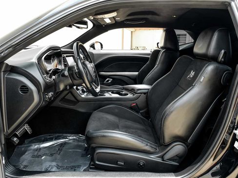 Used 2021 Dodge Challenger R/T Scat Pack RWD image 4