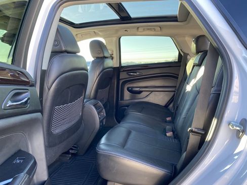 Used 2014 Cadillac SRX Luxury w/ Driver Awareness Package image 17