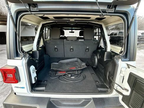 Used 2022 Jeep Wrangler Unlimited Rubicon 4xe w/ Cold Weather Group image 30