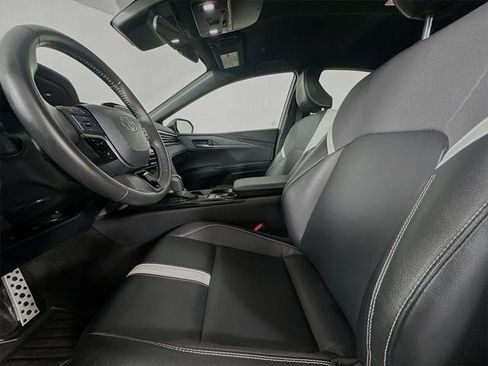 Certified 2025 Toyota Camry SE image 7