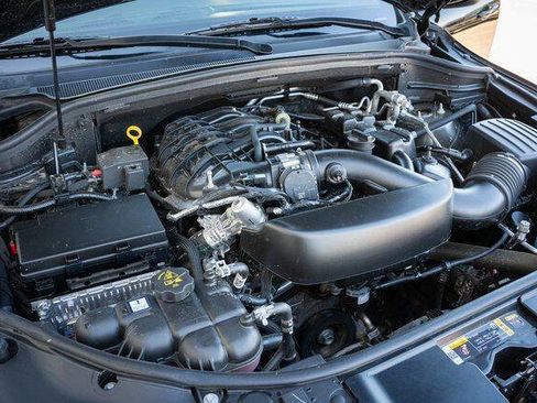 Used 2024 Dodge Durango GT AWD/4WD image 35